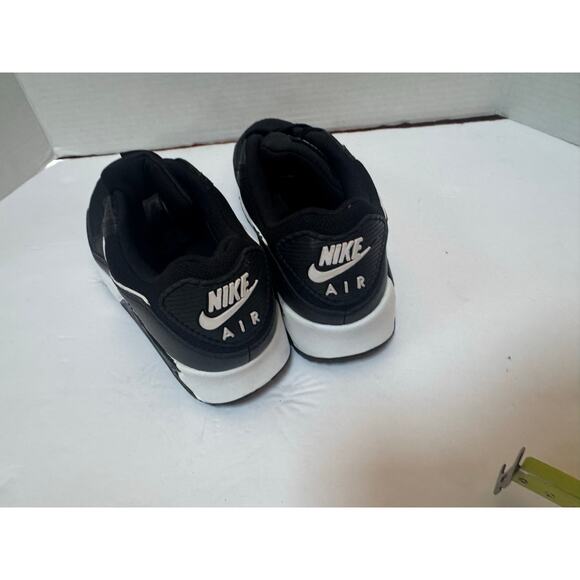 Nike Air Max 90 SNEAKER Junior size 6 5 BLACK/WHITE NWOB - Picture 3 of 7